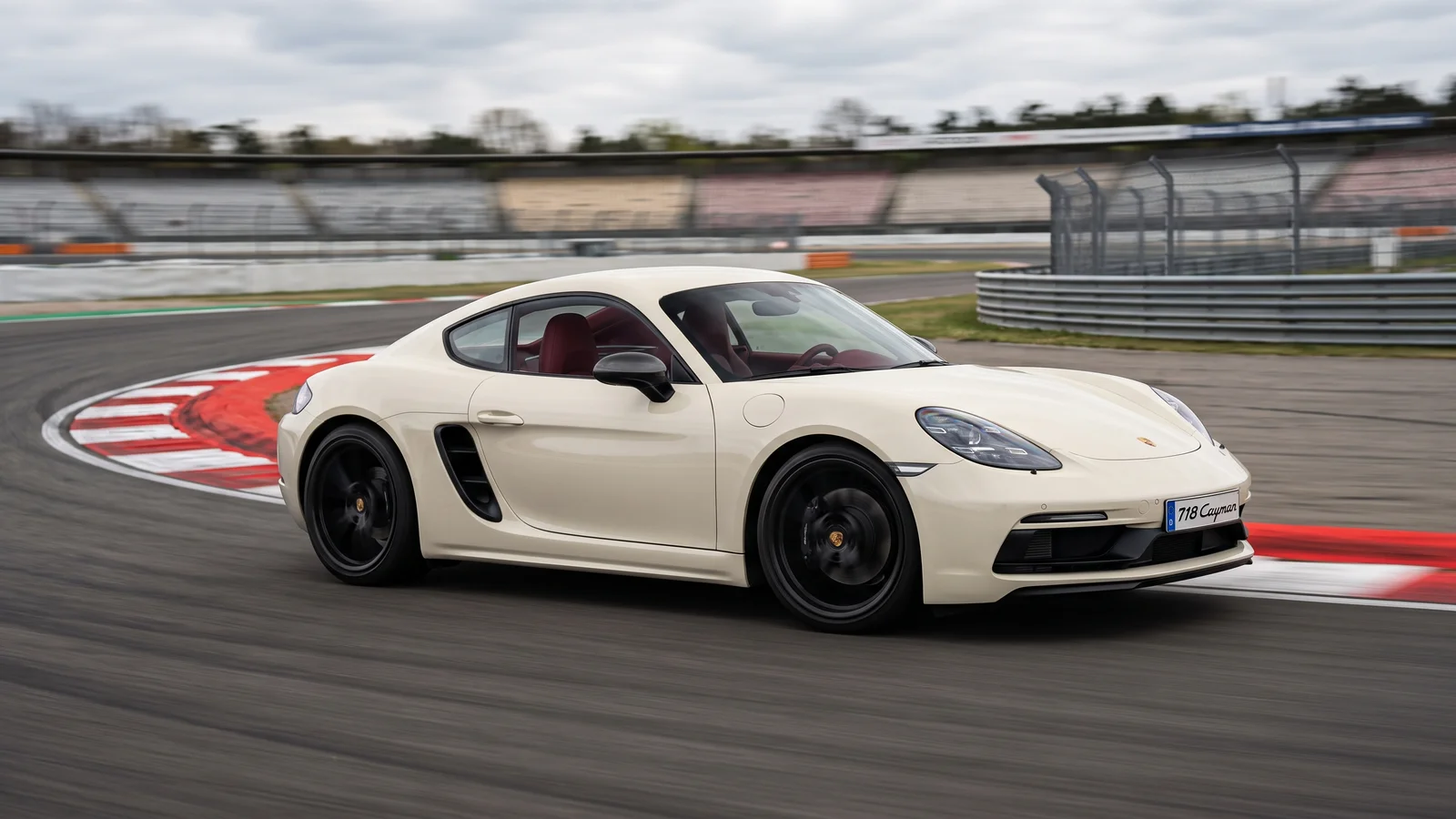 718 Cayman on a race circuit